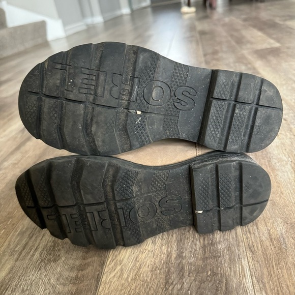 Sorel NL3701-251 Lennox Lace Sandy Tan Leather Boots - Picture 4 of 10